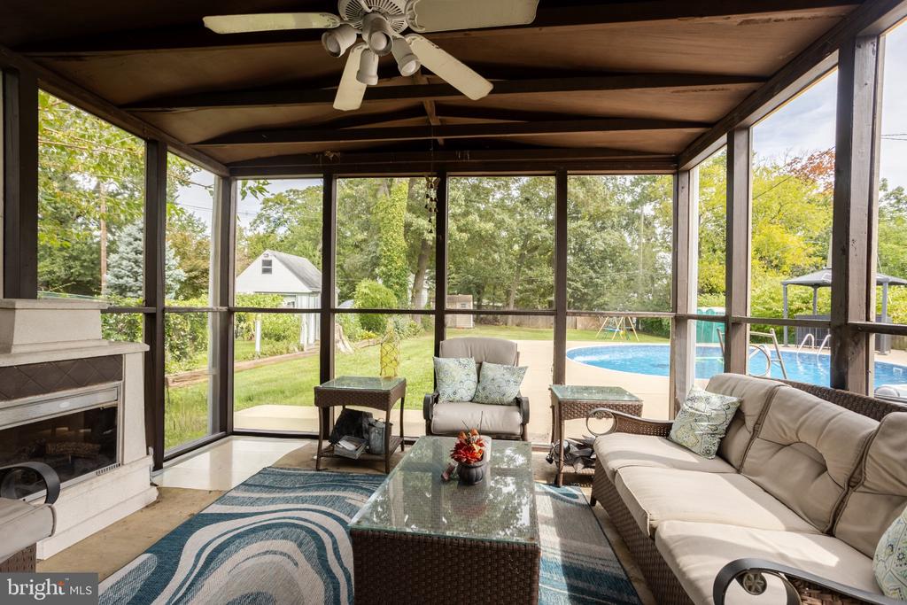 5705 DAYBREAK TERRACE