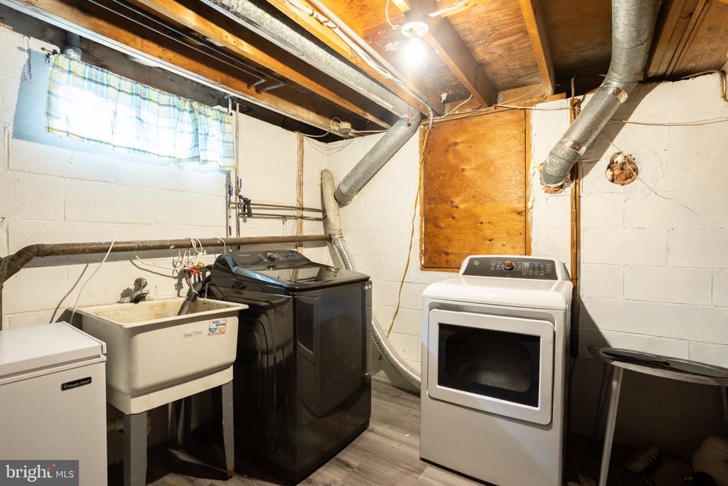 5705 DAYBREAK TERRACE
