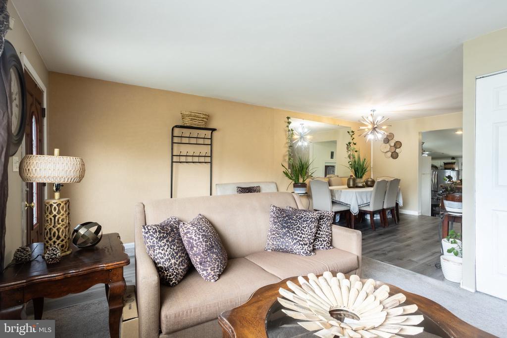 5705 DAYBREAK TERRACE