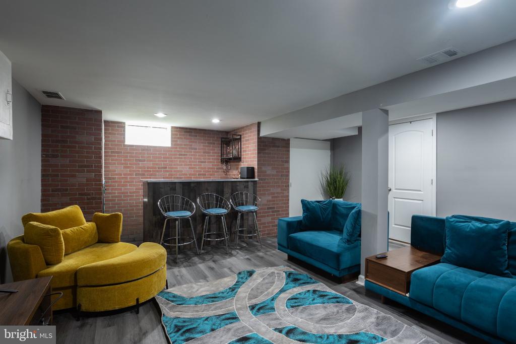 5705 DAYBREAK TERRACE