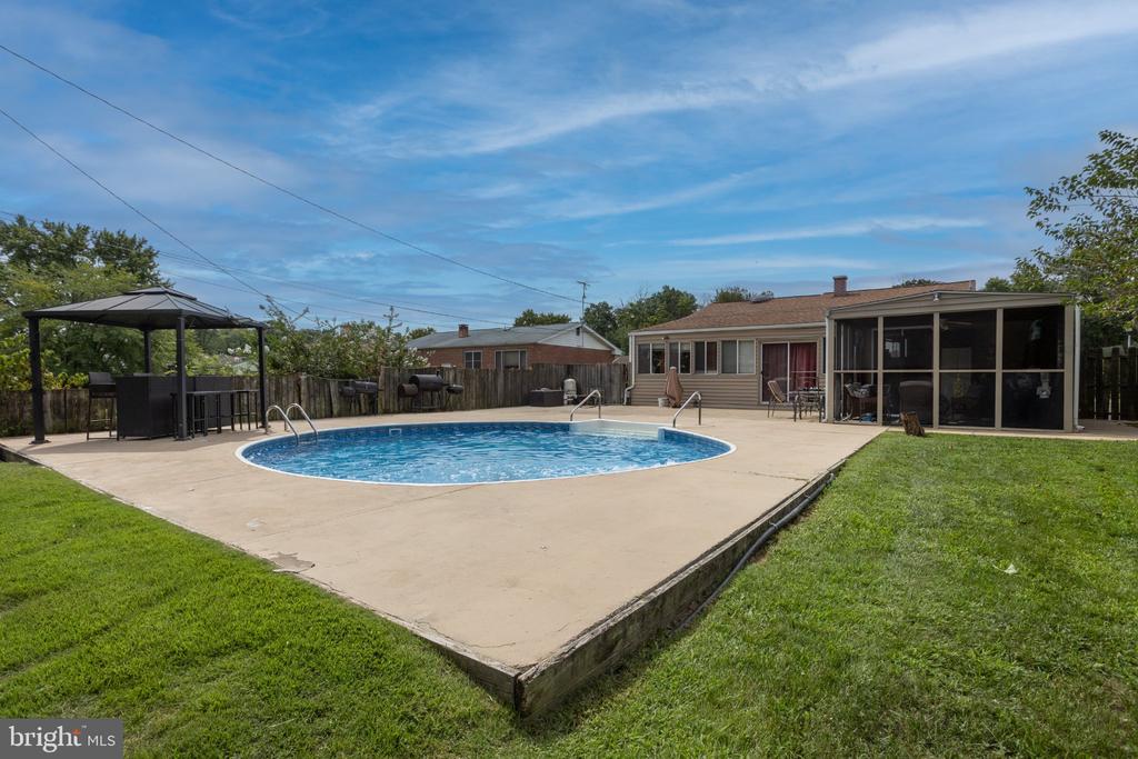 5705 DAYBREAK TERRACE