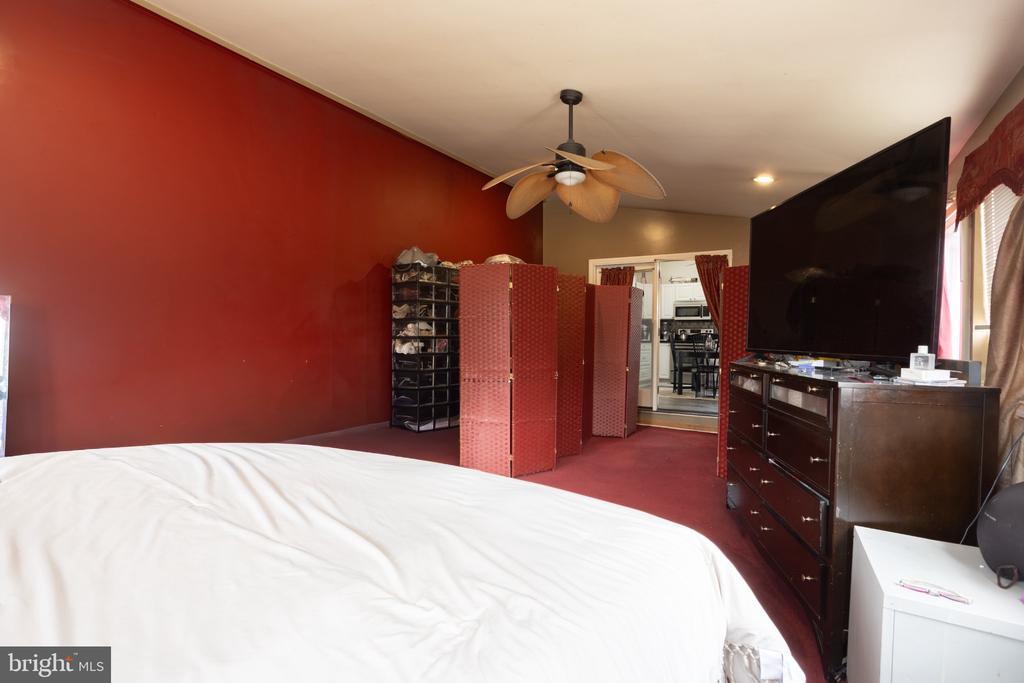 5705 DAYBREAK TERRACE