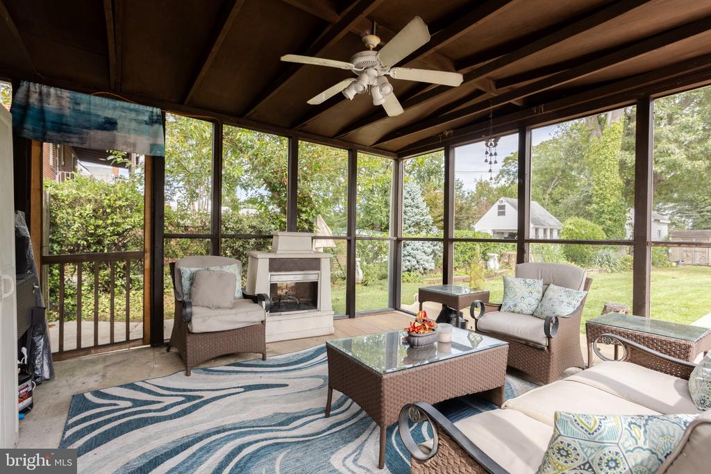 5705 DAYBREAK TERRACE