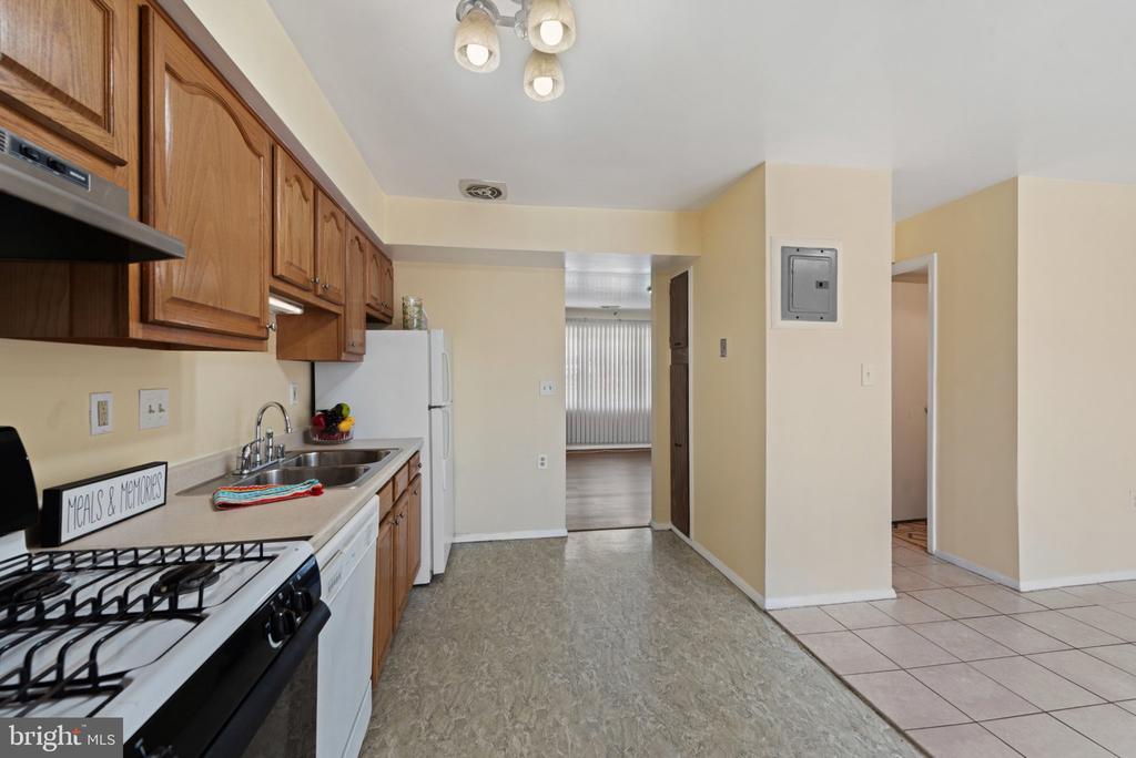 2613 HALLAM COURT Unit: 2613