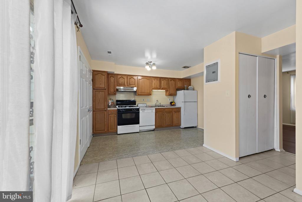 2613 HALLAM COURT Unit: 2613