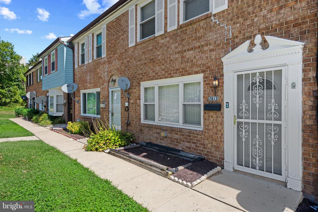 2613 HALLAM COURT Unit: 2613