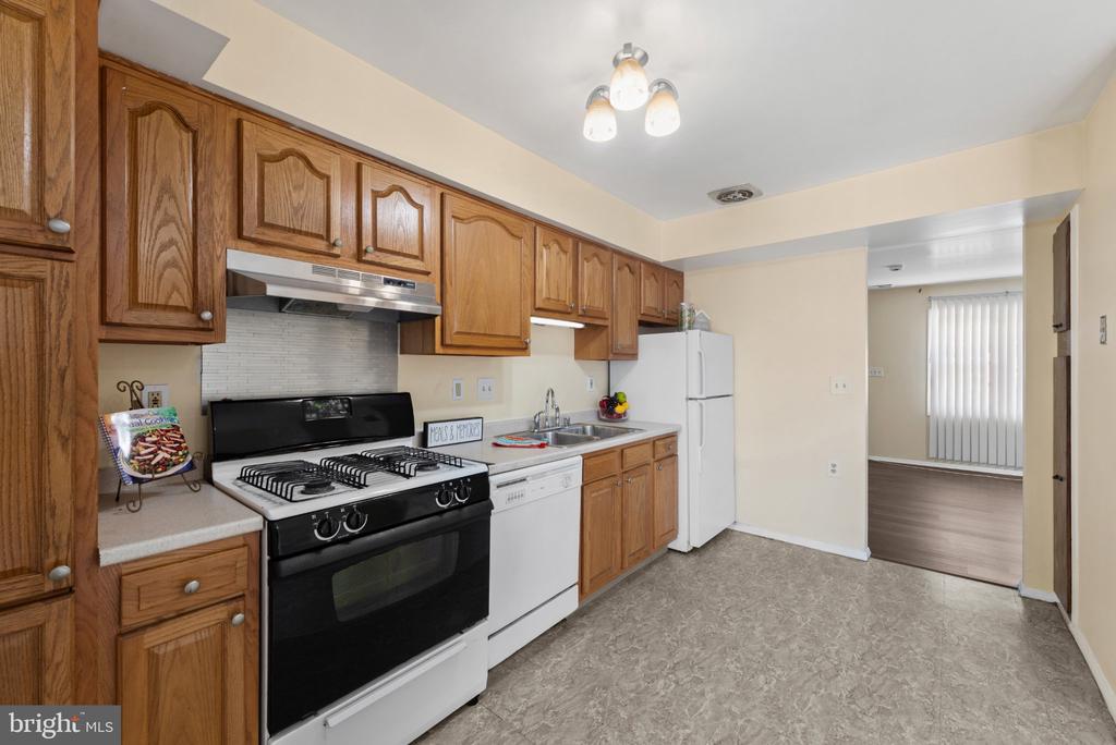 2613 HALLAM COURT Unit: 2613