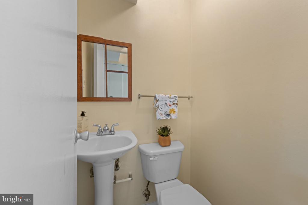 2613 HALLAM COURT Unit: 2613