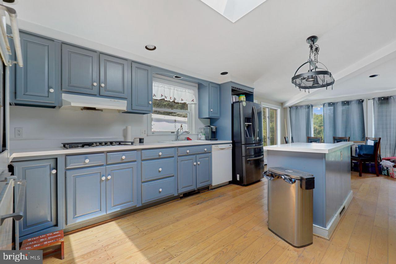 1500 EMORY CHURCH ROAD