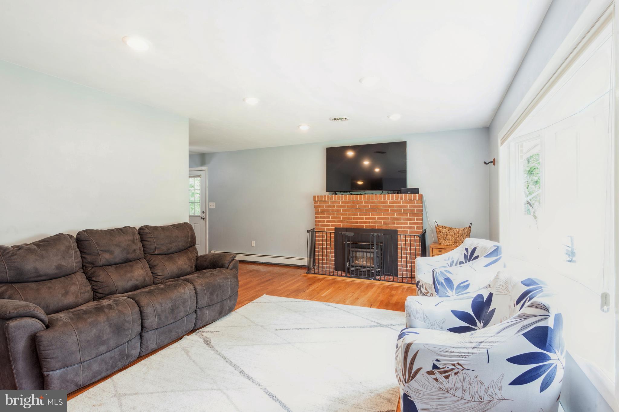 1502 BUCKHORN ROAD