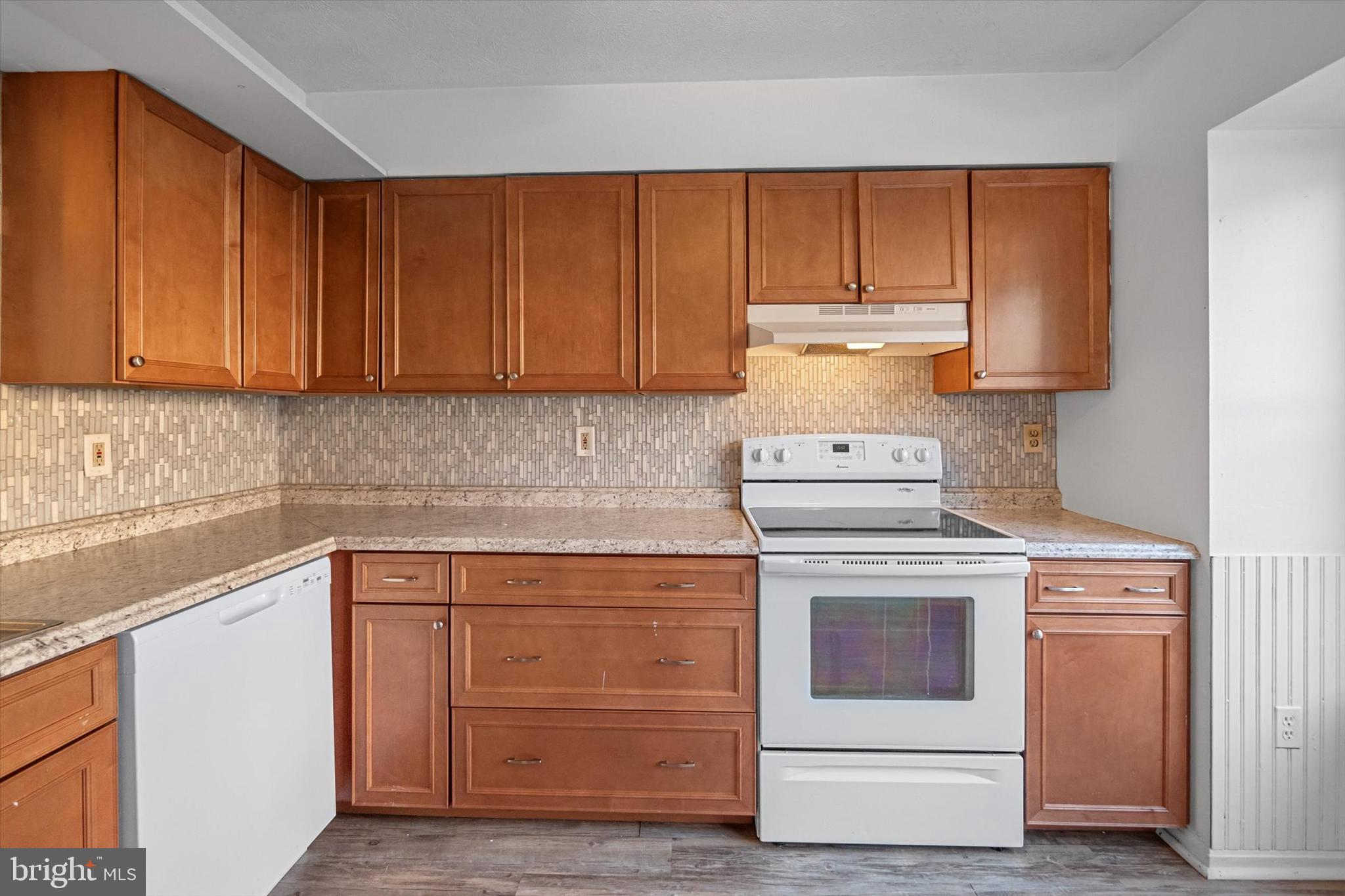 884 Gaming Square Sq