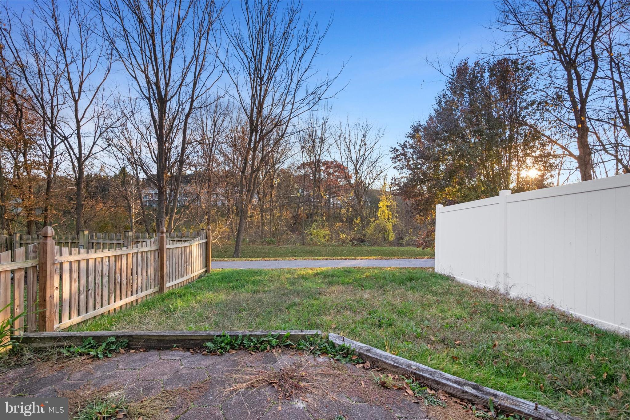 884 Gaming Square Sq