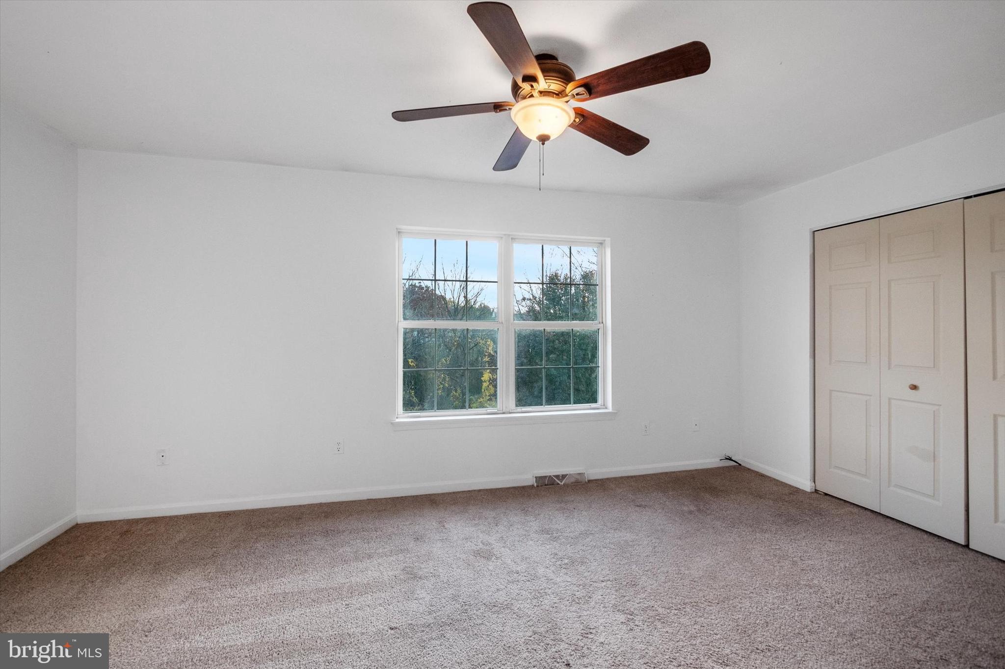 884 Gaming Square Sq