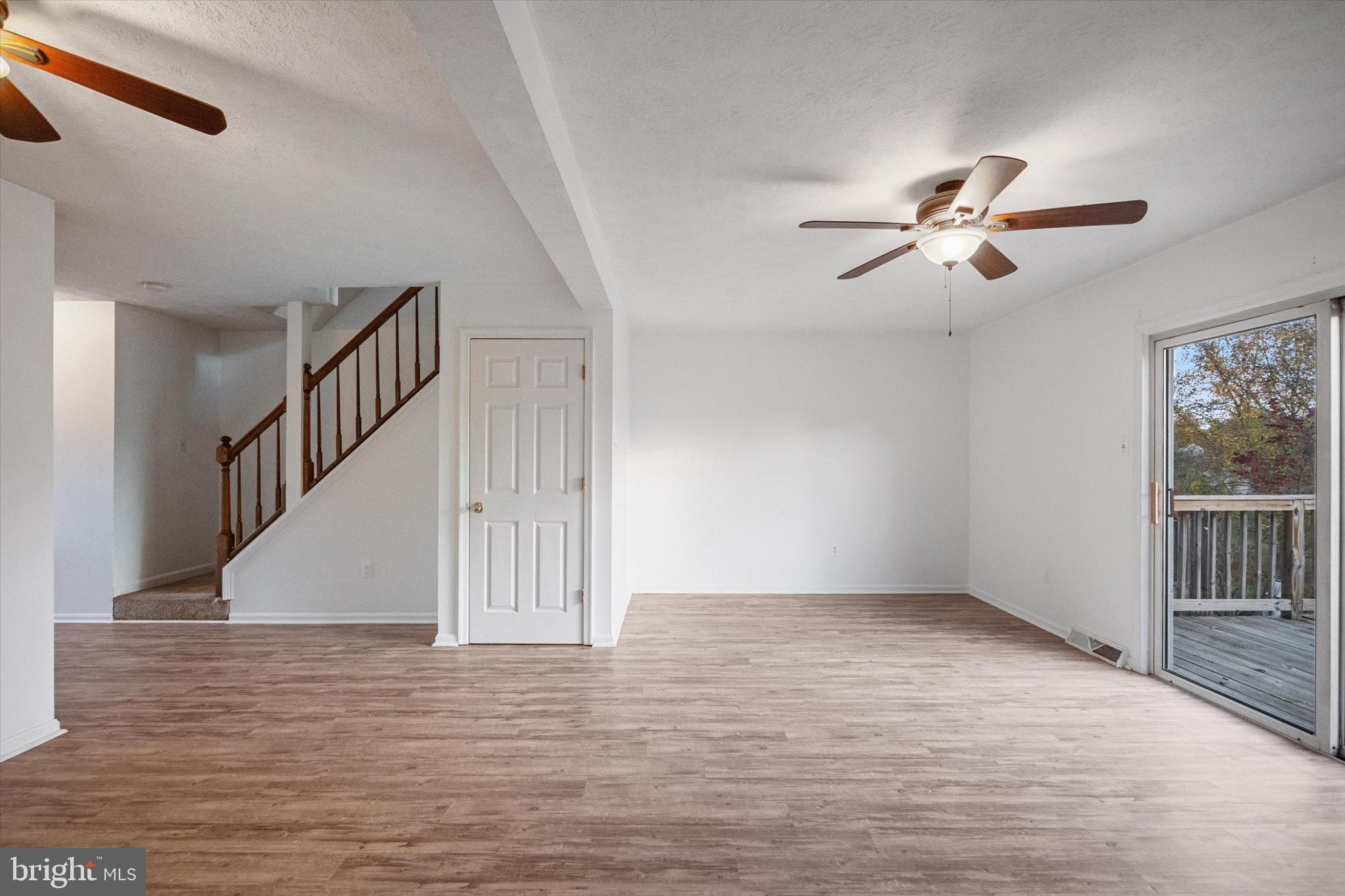 884 Gaming Square Sq