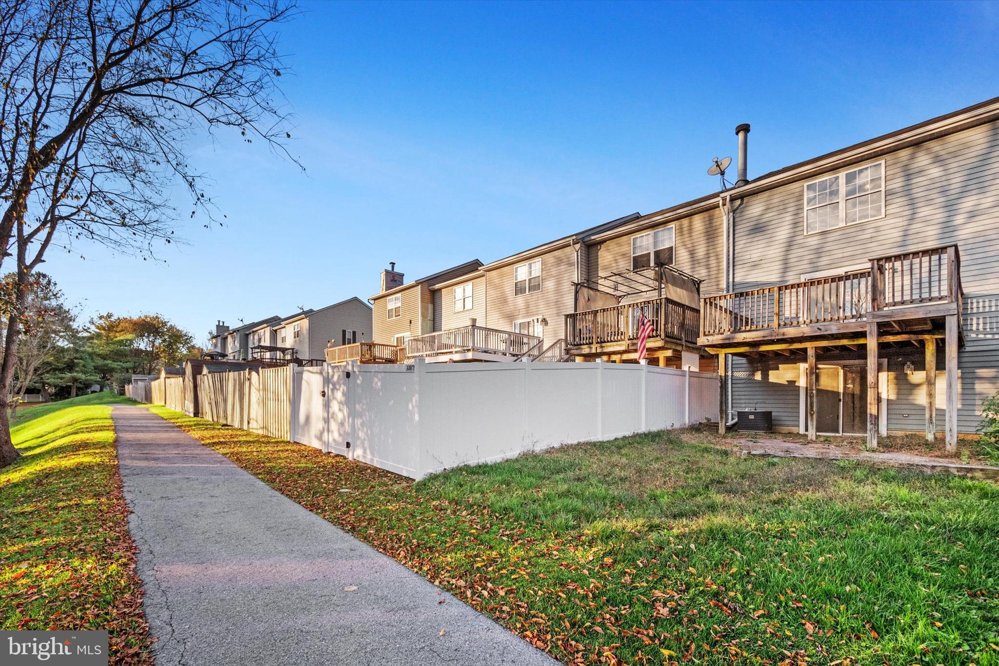 884 Gaming Square Sq