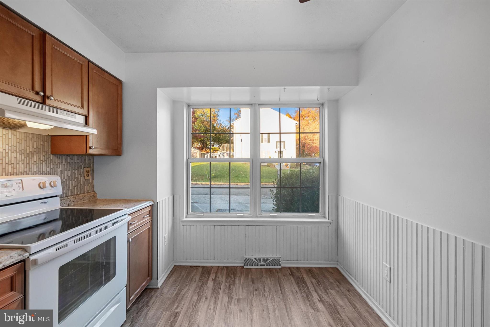 884 Gaming Square Sq