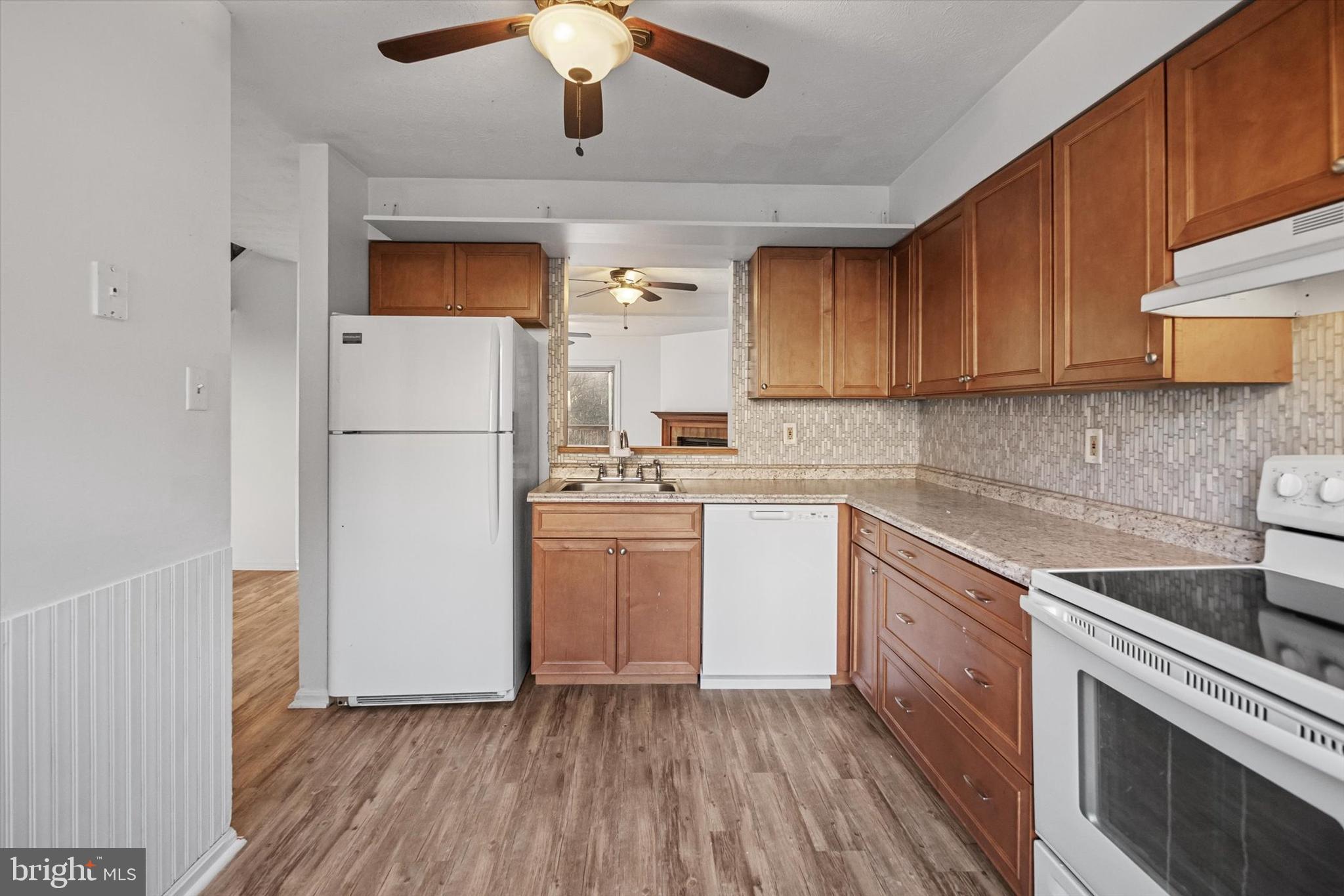 884 Gaming Square Sq