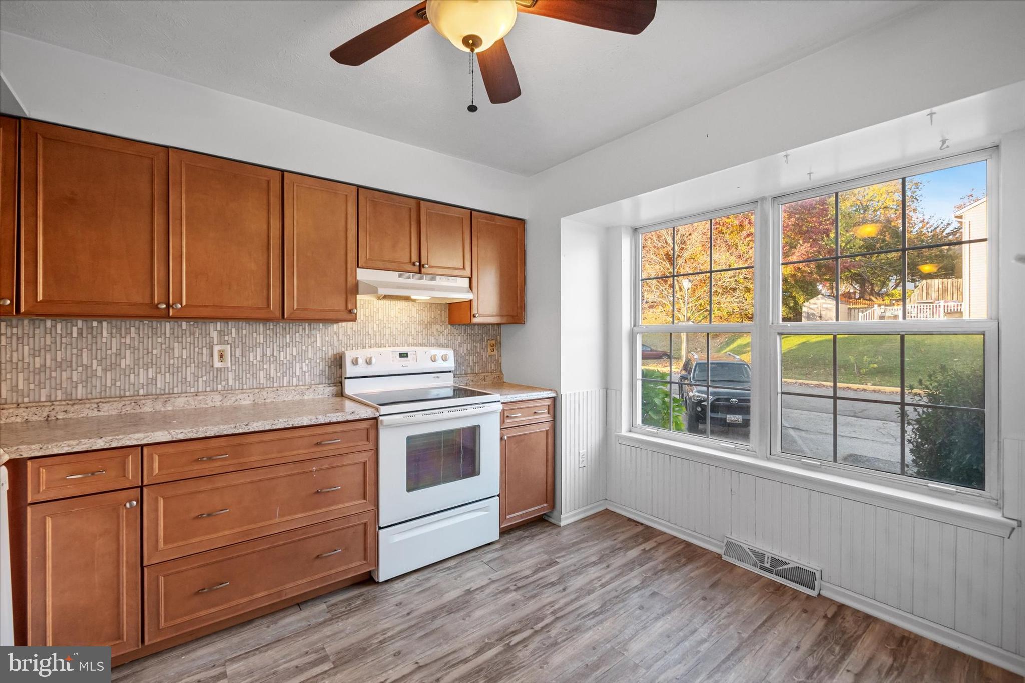 884 Gaming Square Sq