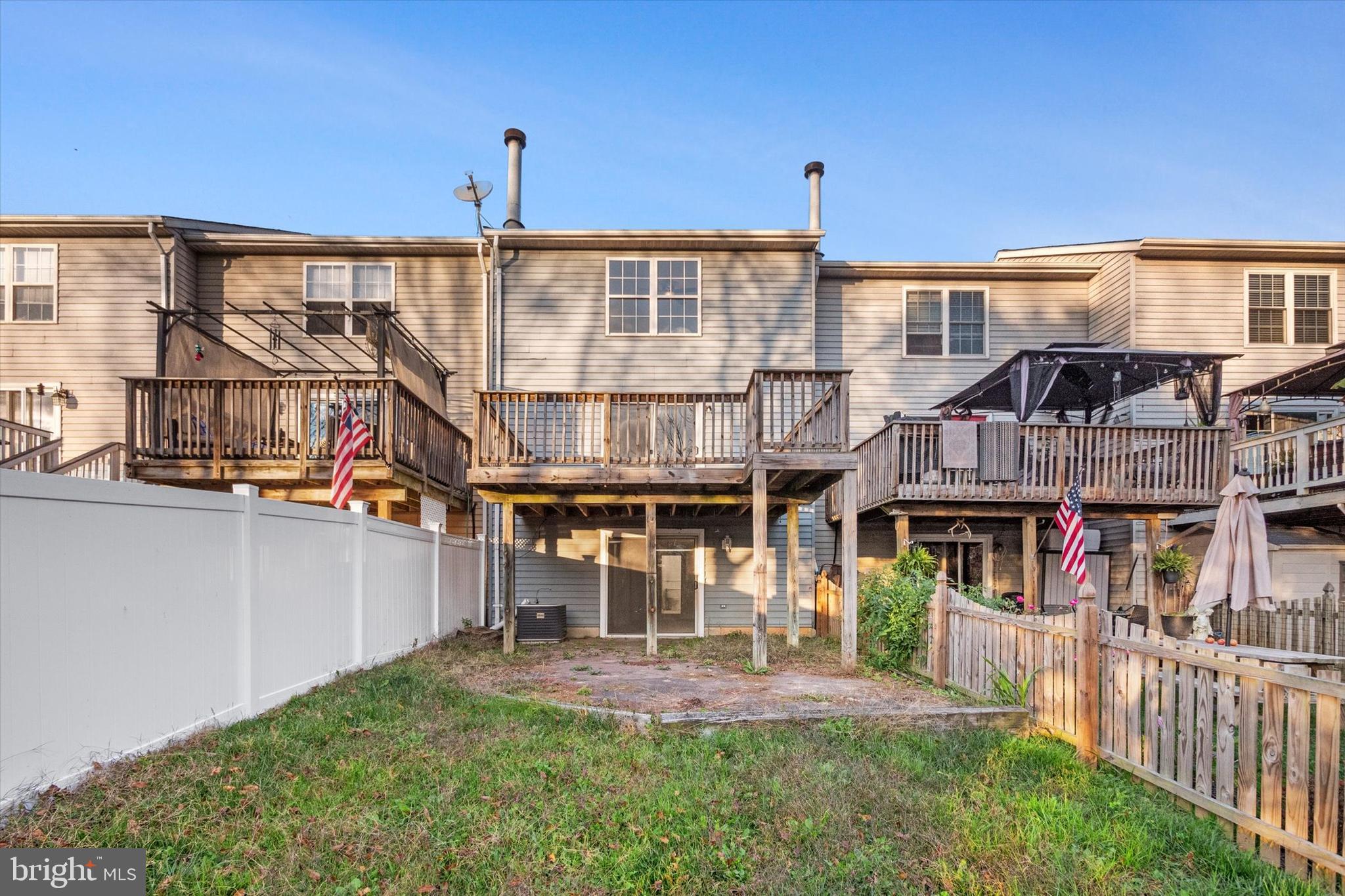 884 Gaming Square Sq