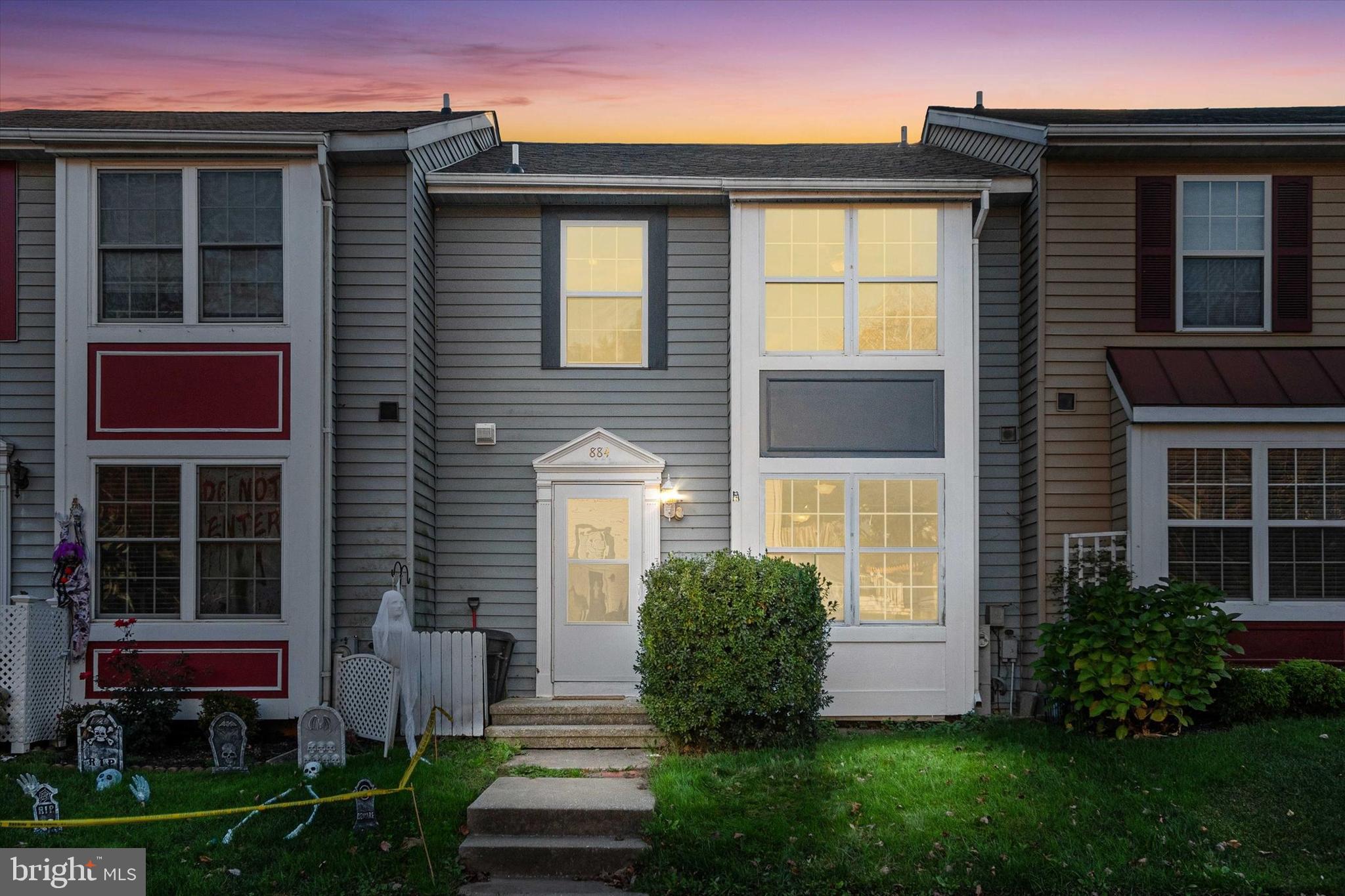 884 Gaming Square Sq