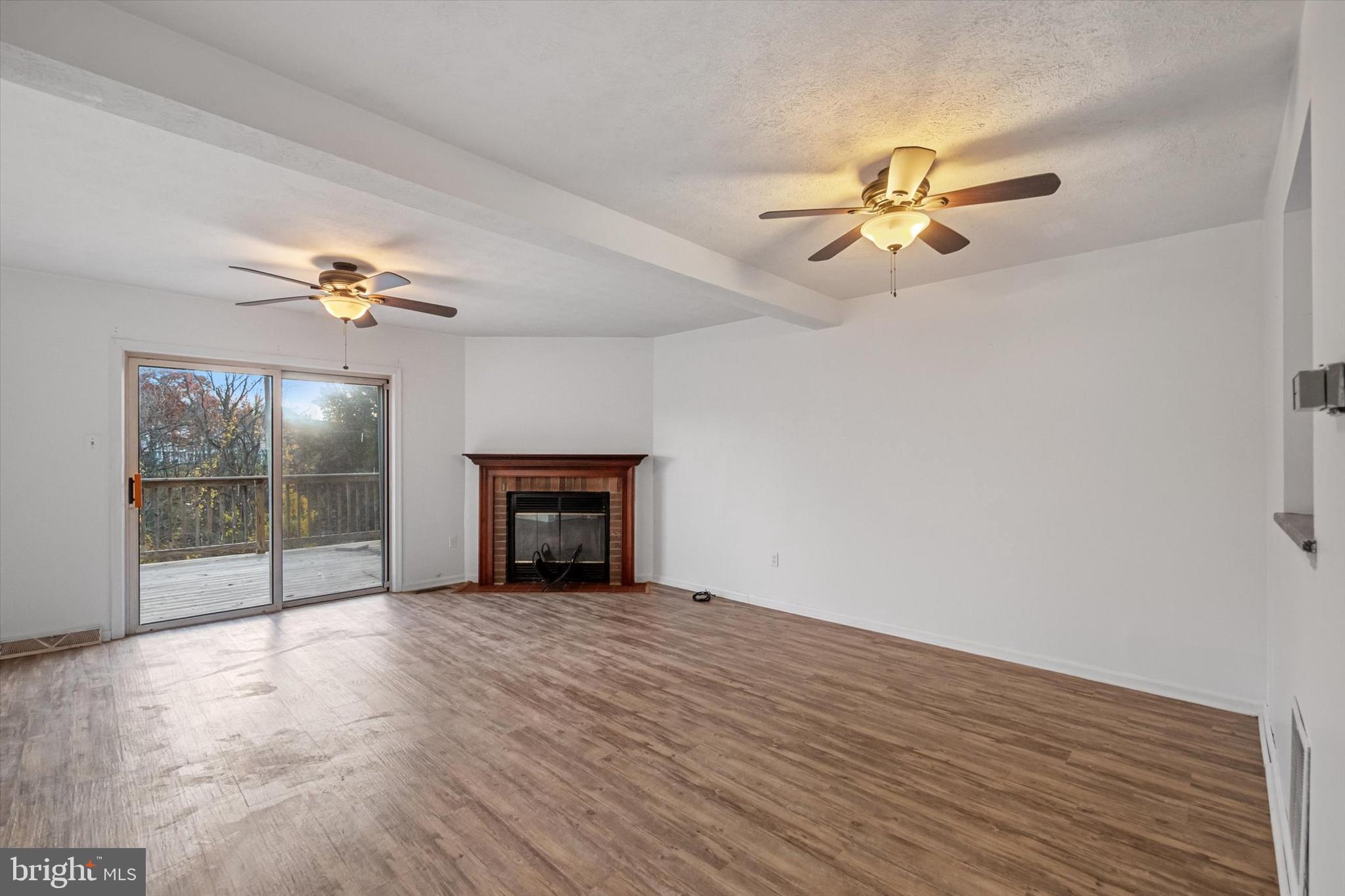 884 Gaming Square Sq