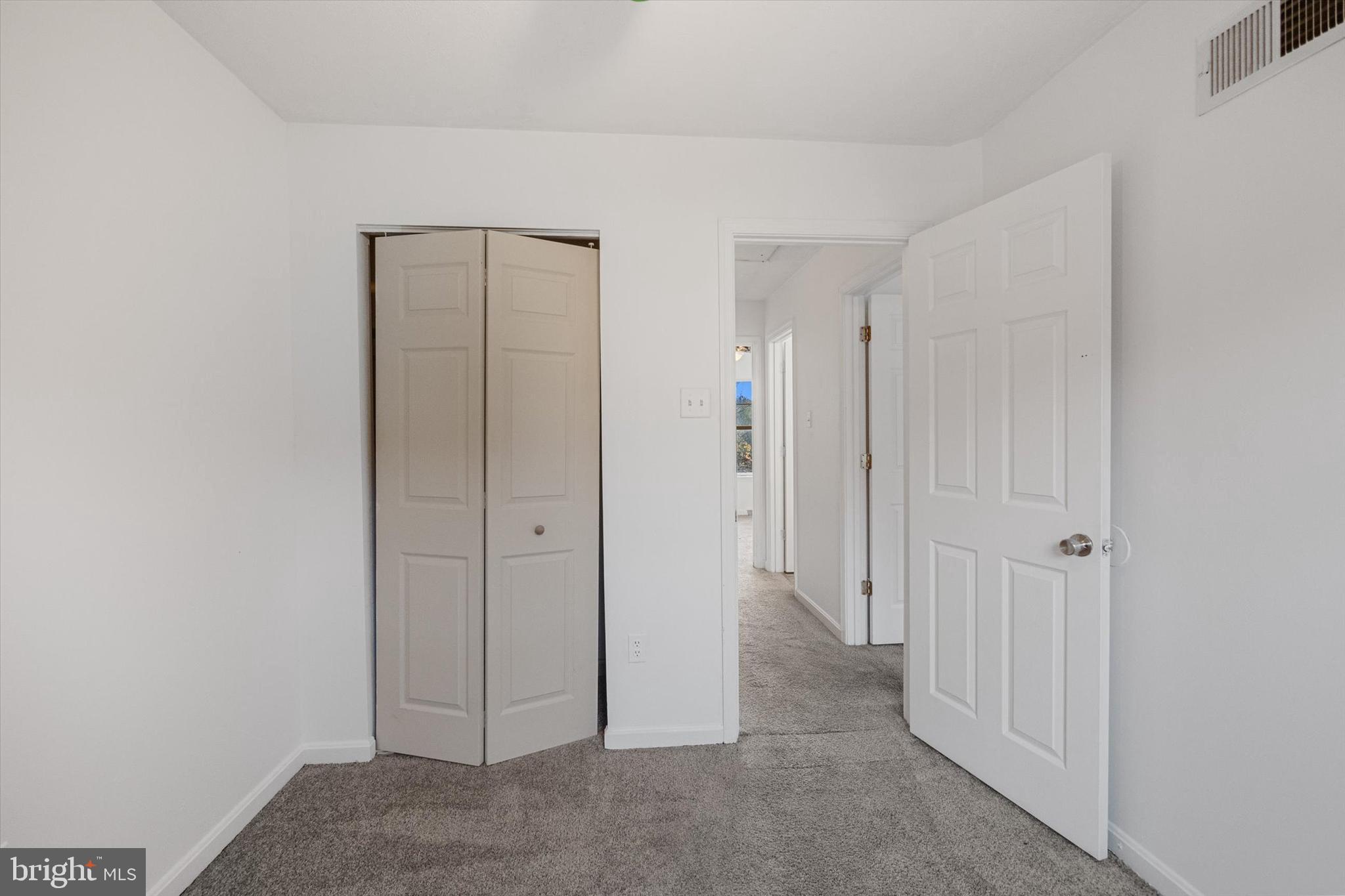 884 Gaming Square Sq