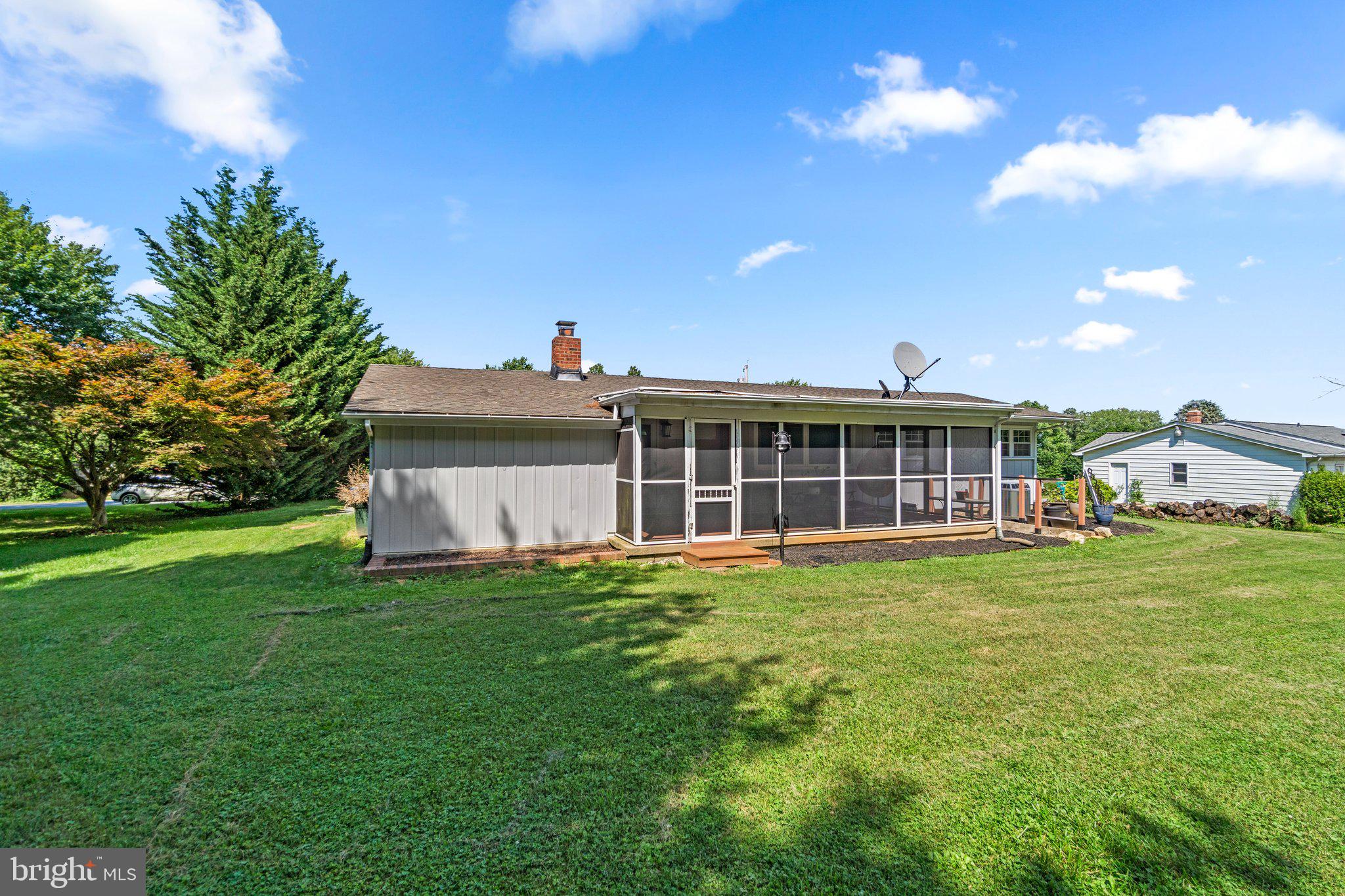 405 Ross Dr