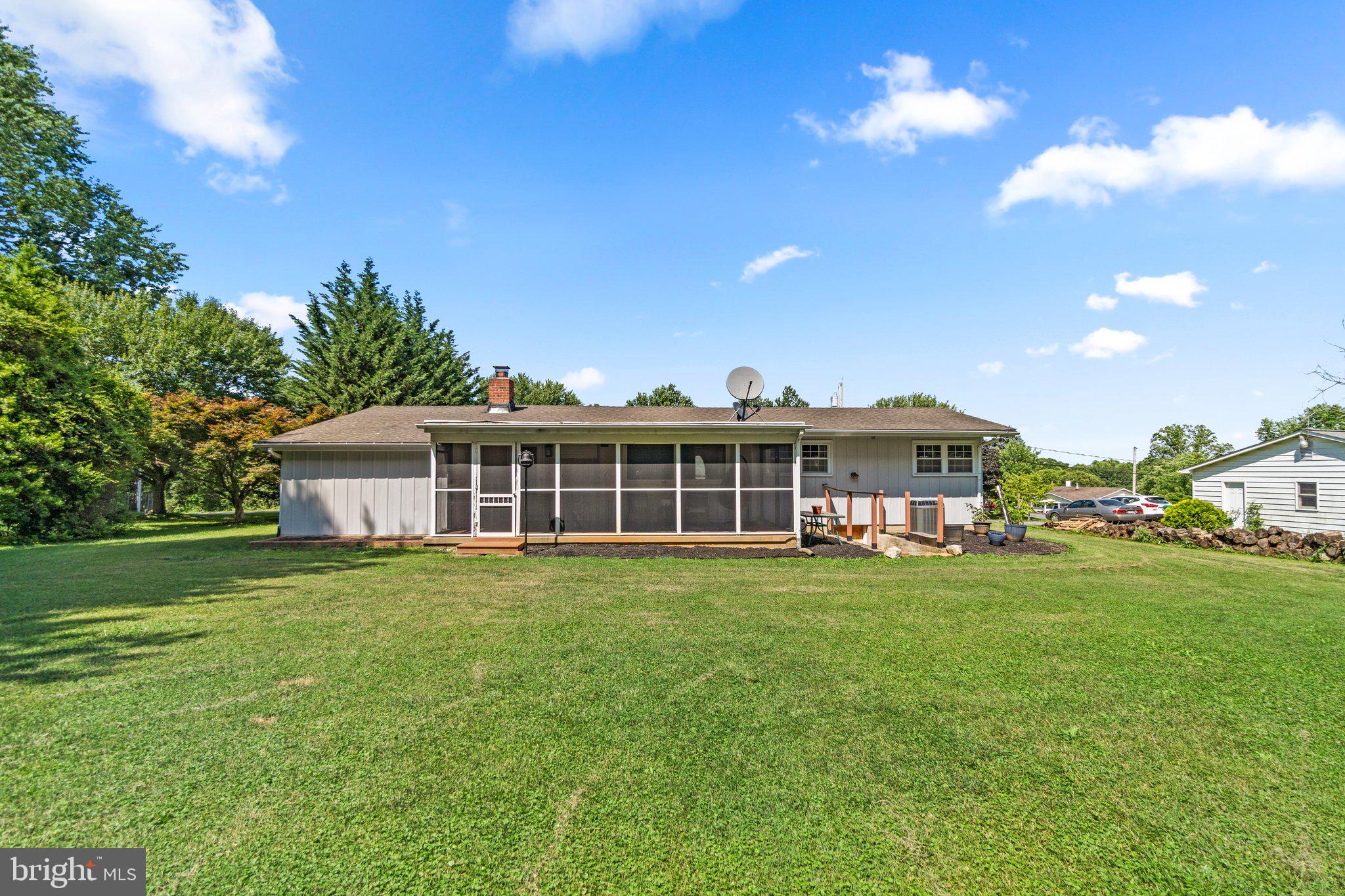405 Ross Dr