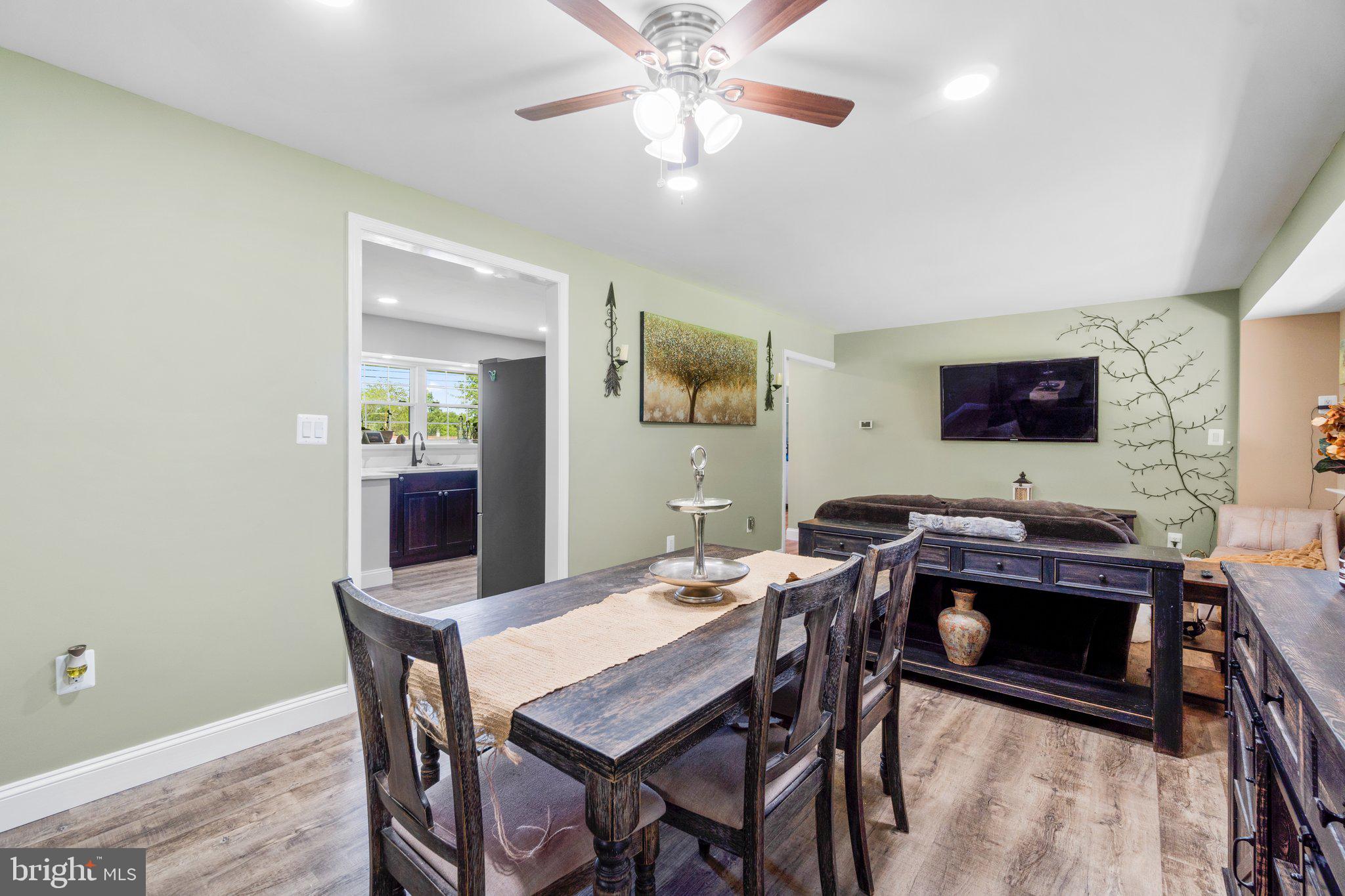 405 Ross Dr