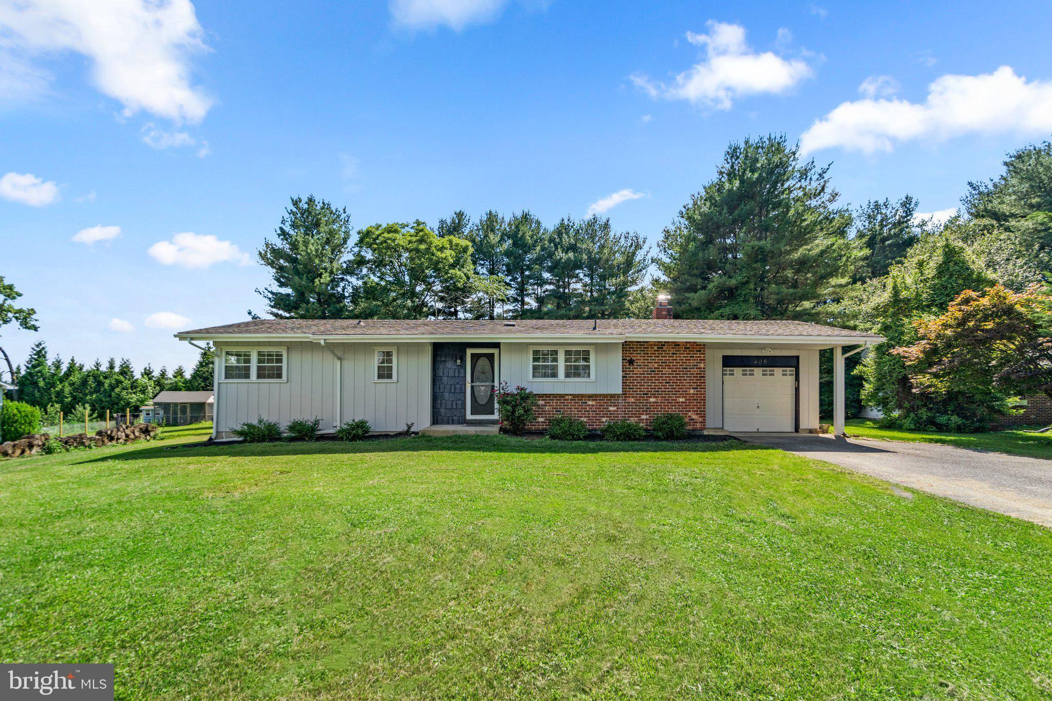 405 Ross Dr