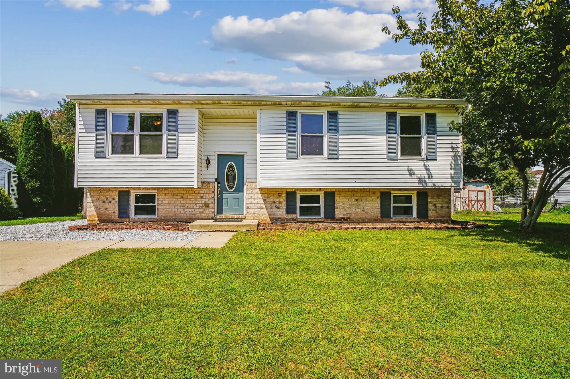 62 Fairground Ave