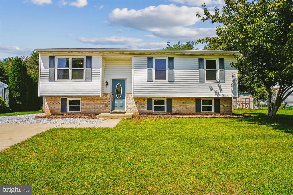 62 Fairground Ave