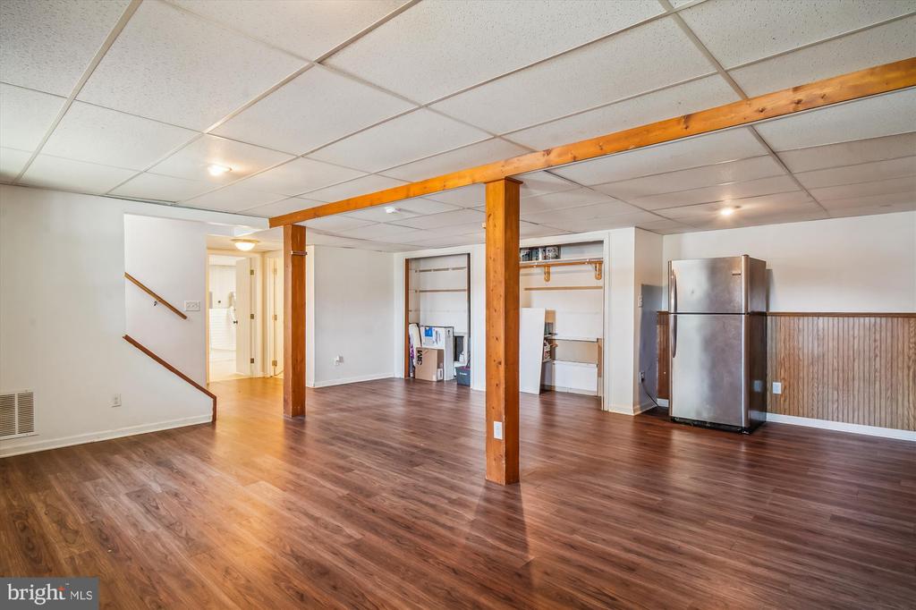 62 Fairground Ave