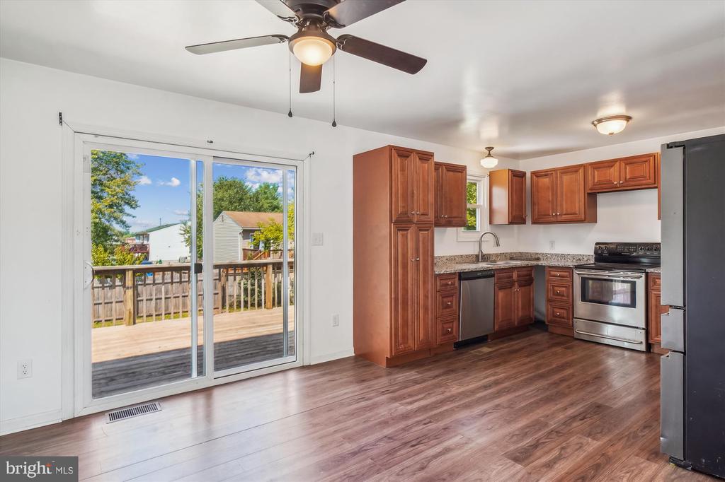 62 Fairground Ave