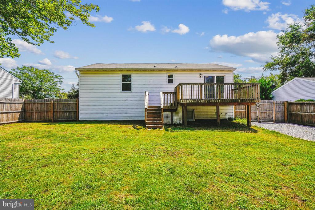 62 Fairground Ave