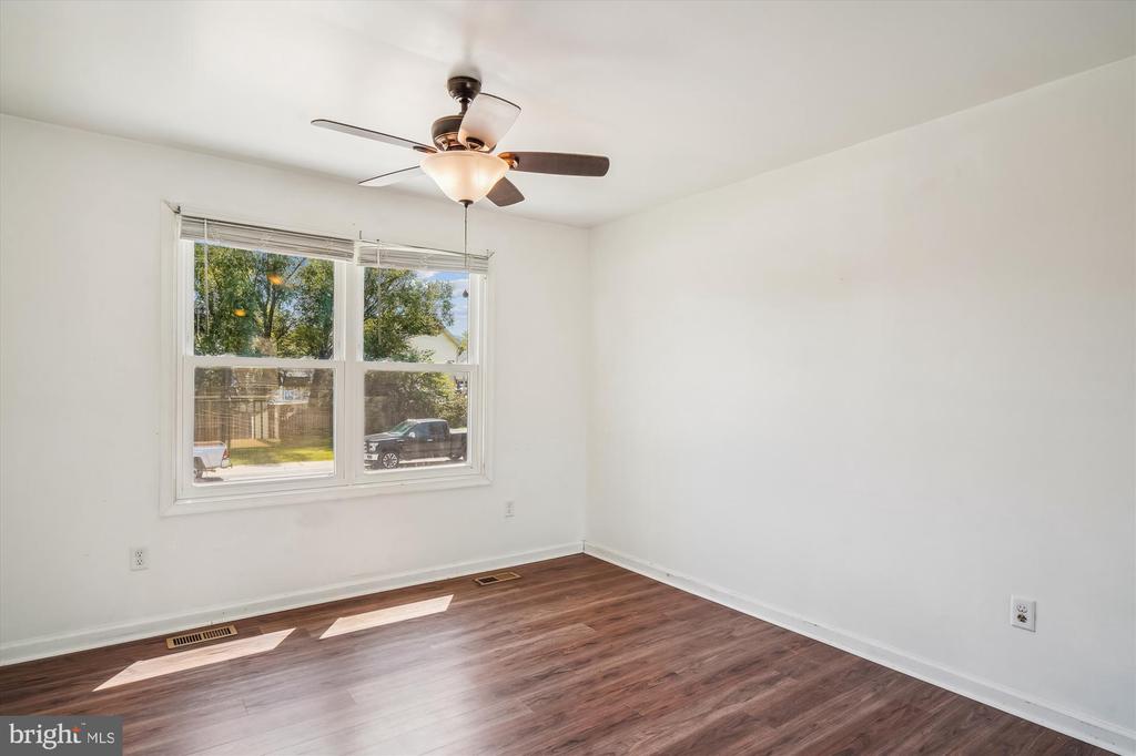 62 Fairground Ave