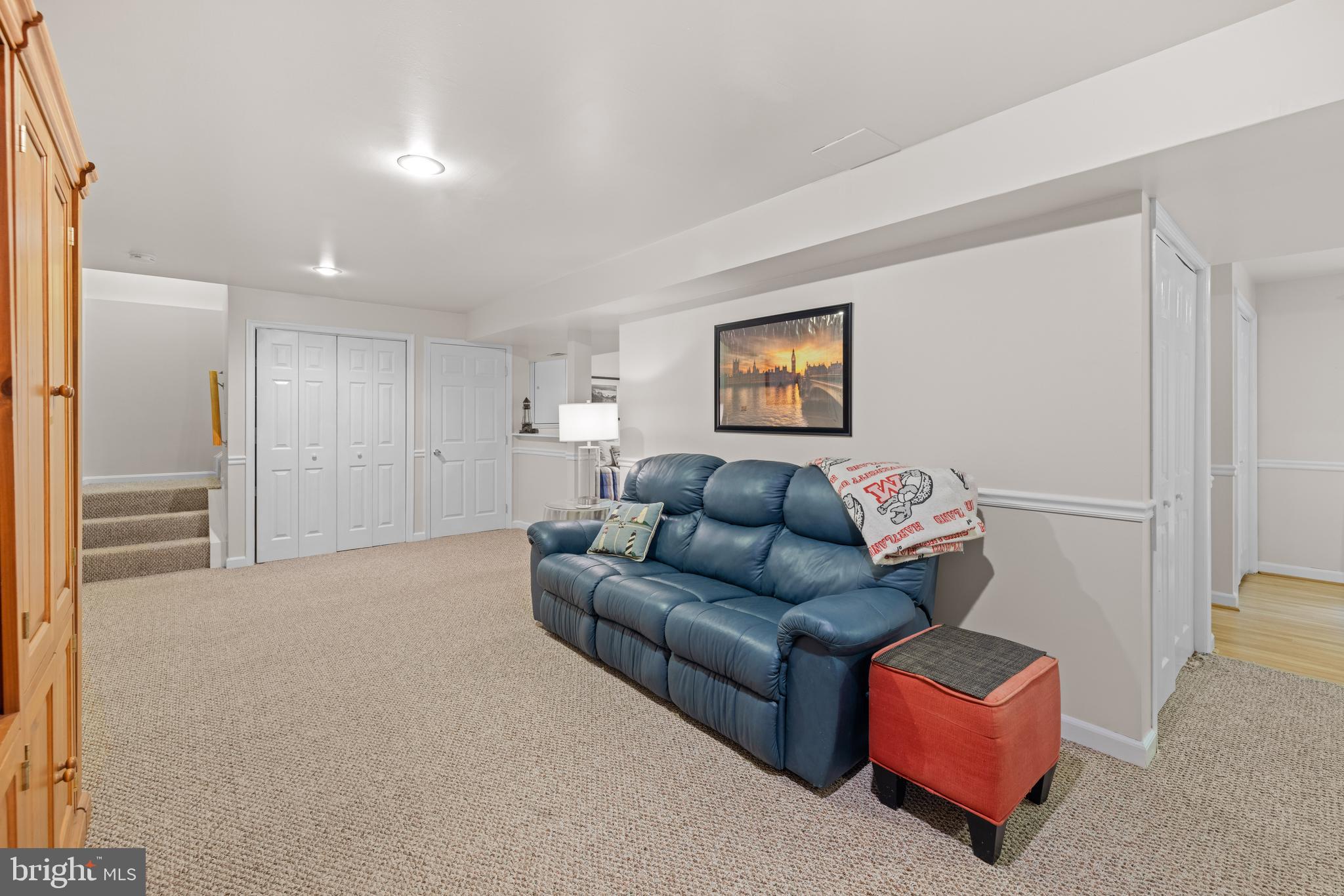 820 Caren Dr