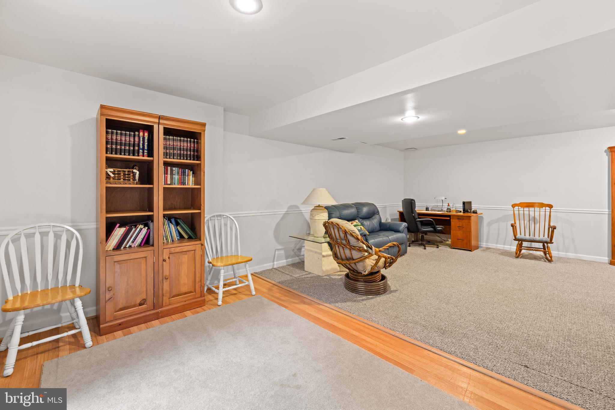 820 Caren Dr