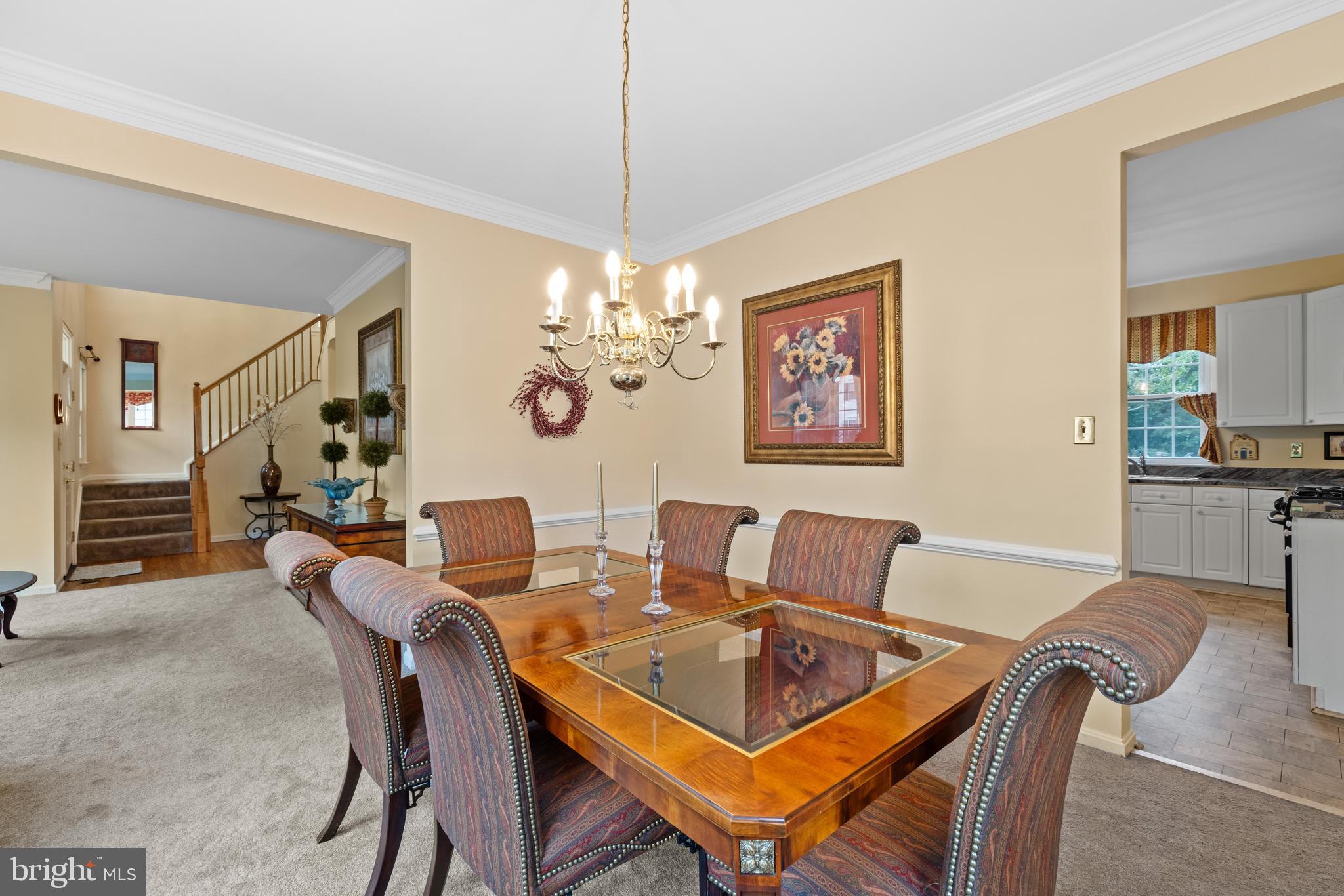 820 Caren Dr