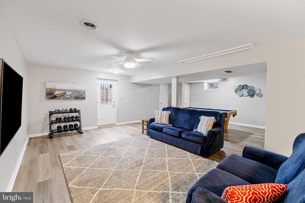 2028 Conan Doyle Way