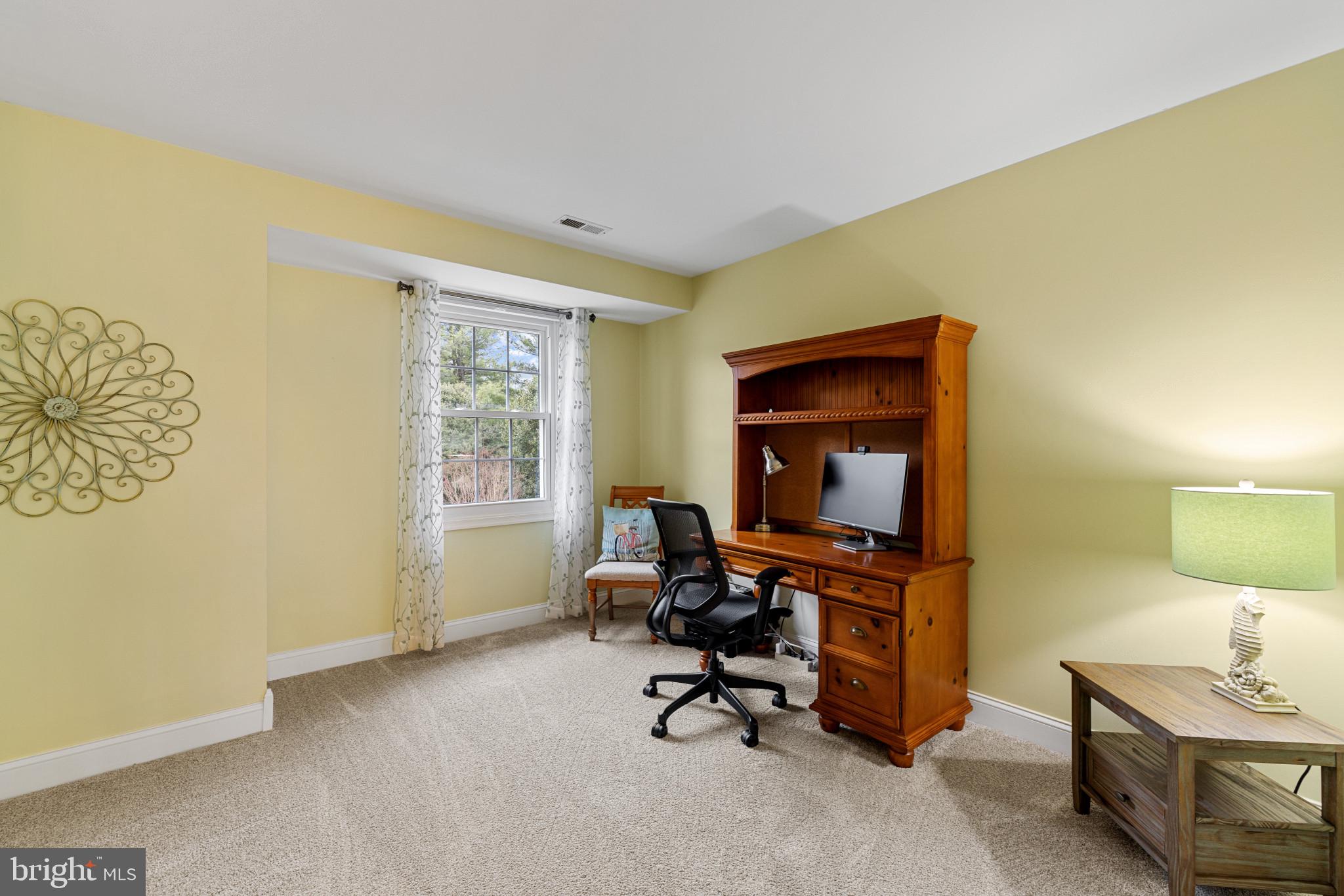 2028 Conan Doyle Way