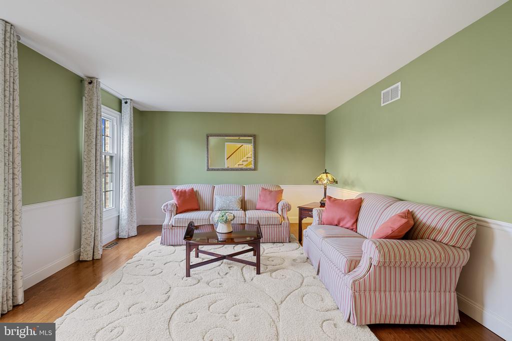 2028 Conan Doyle Way