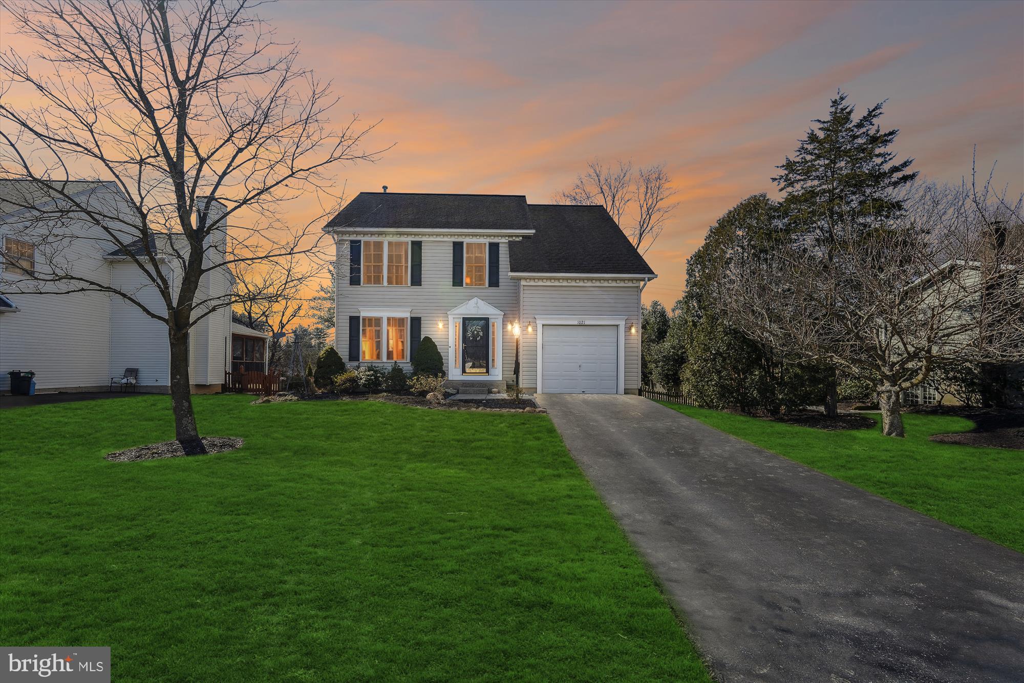 1021 Caren Dr