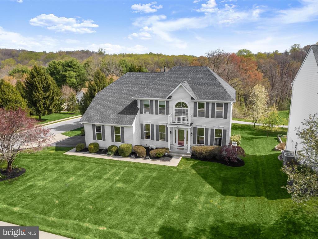 7696 Swallow Rd