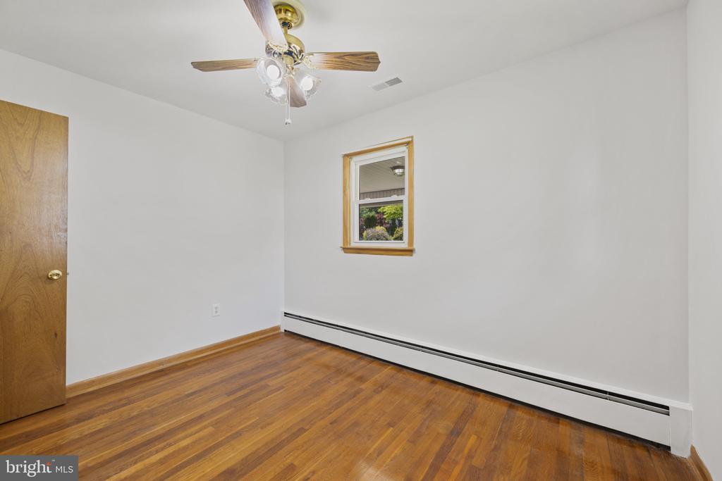 812 William Ave