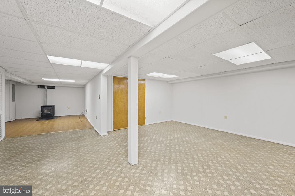 812 William Ave