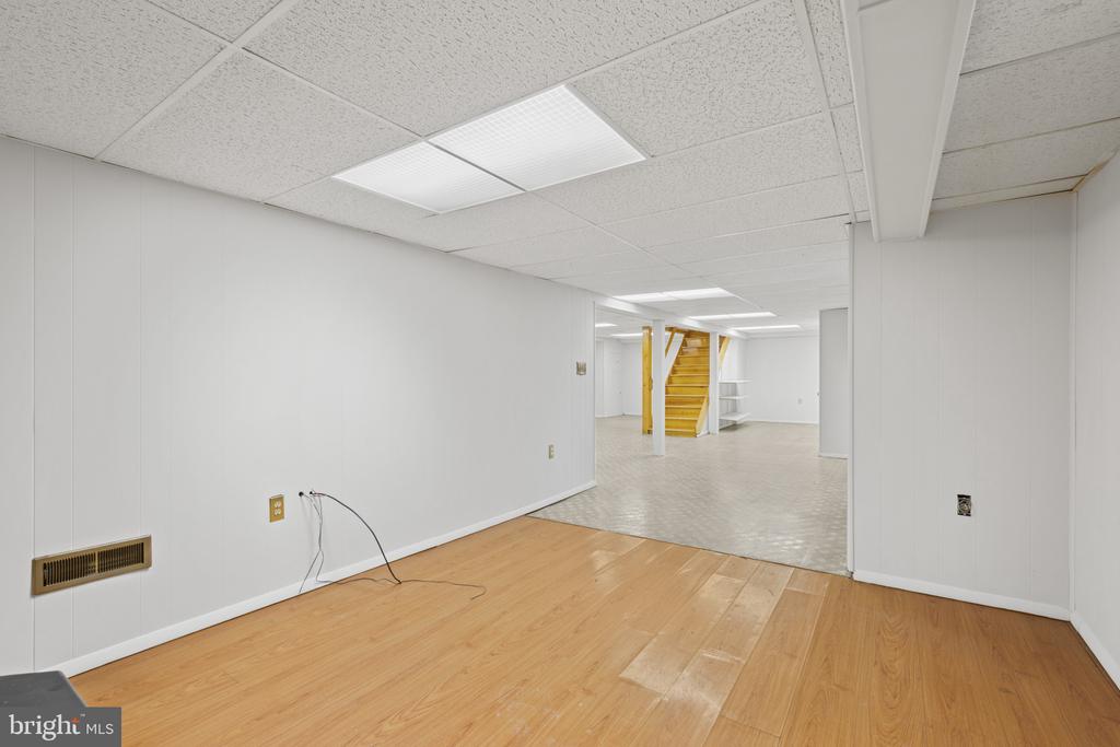 812 William Ave