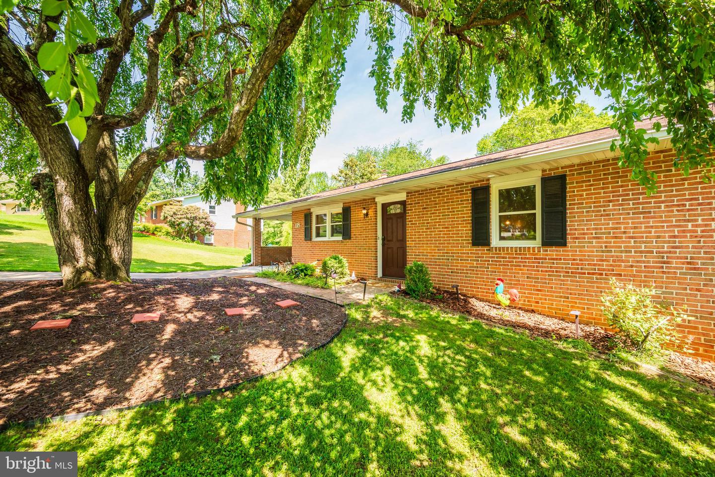 118 Taft Ter