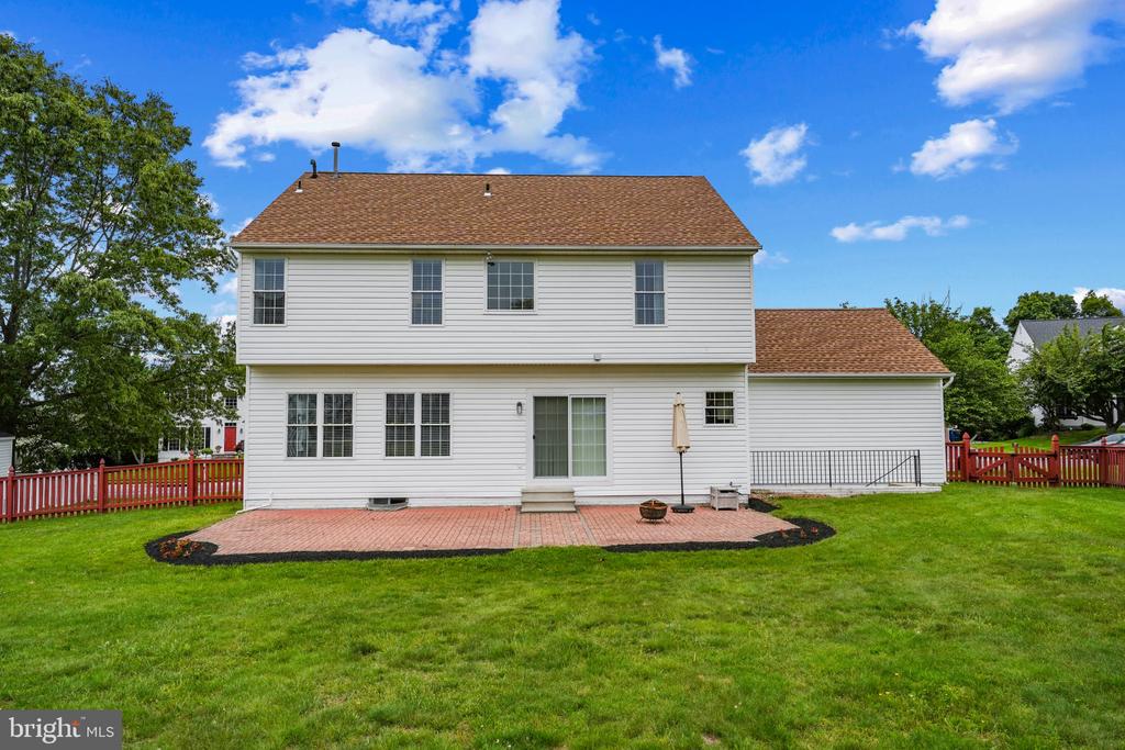 5987 Calvert