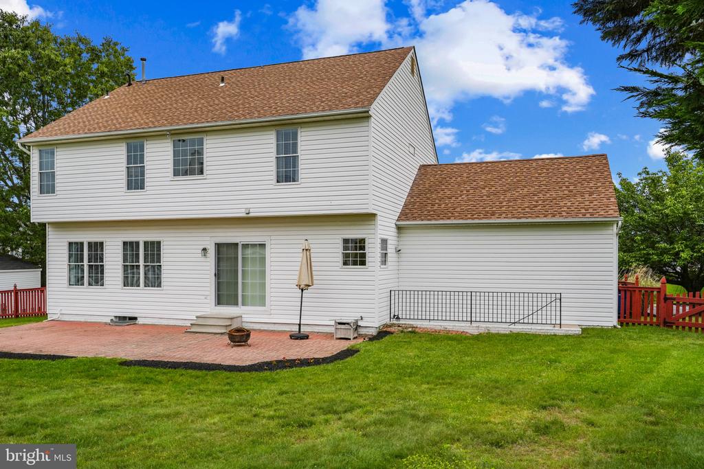 5987 Calvert